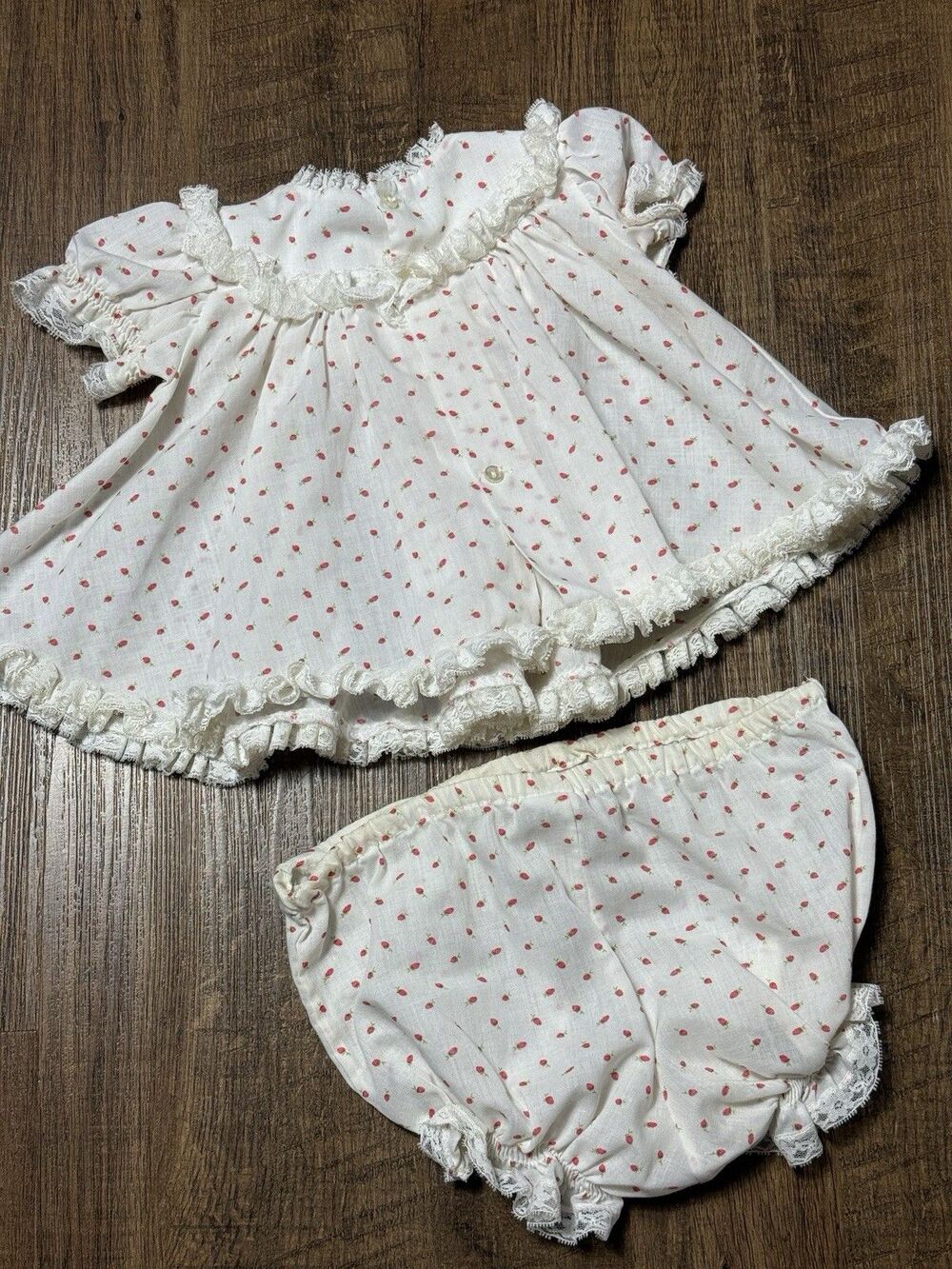 Vintage Bryan Baby Girl Swiss Dress Bloomers Set Strawberries Lace 3-6 Month
